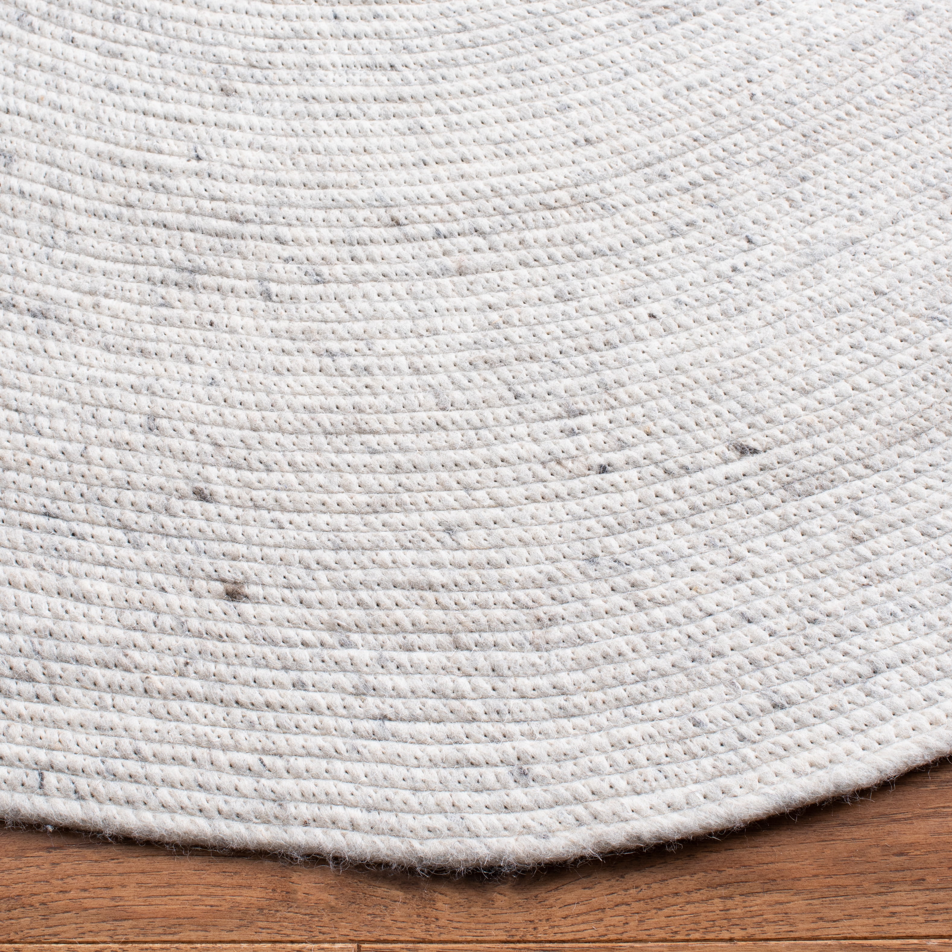 SAFAVIEH Braided Ronan Solid Reversible Area Rug, Light Beige, 8' x 10' Oval