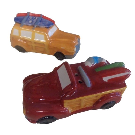 Salt and Pepper Shakers Beach Car with Surfboards