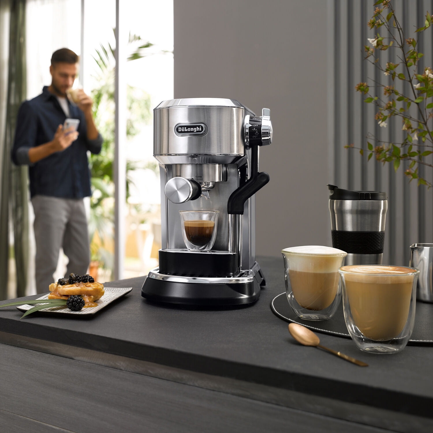 ミキサー DeLonghi Professional Triblade Hand Blender with Variable