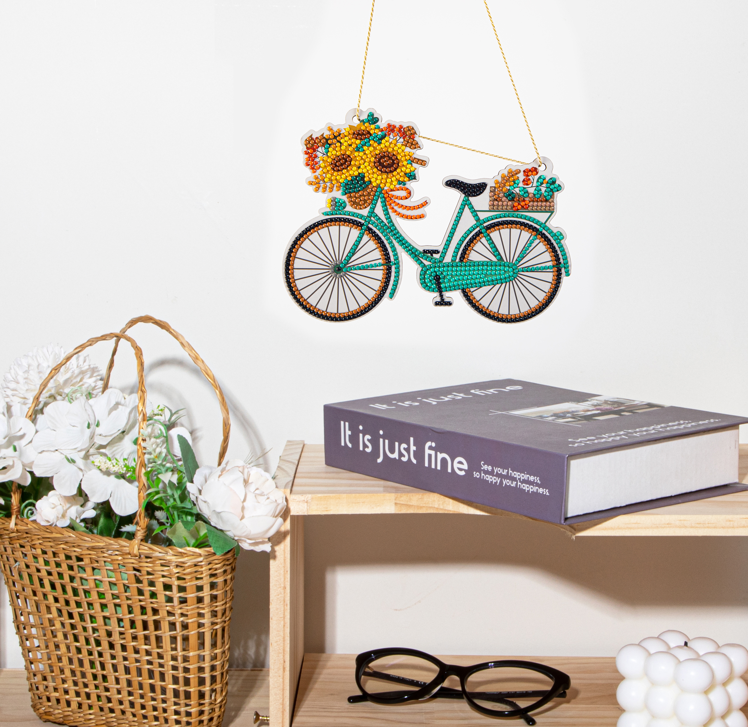 DIAMOND DOTZ® Bicycle Wall Plaque Diamond Painting Kit