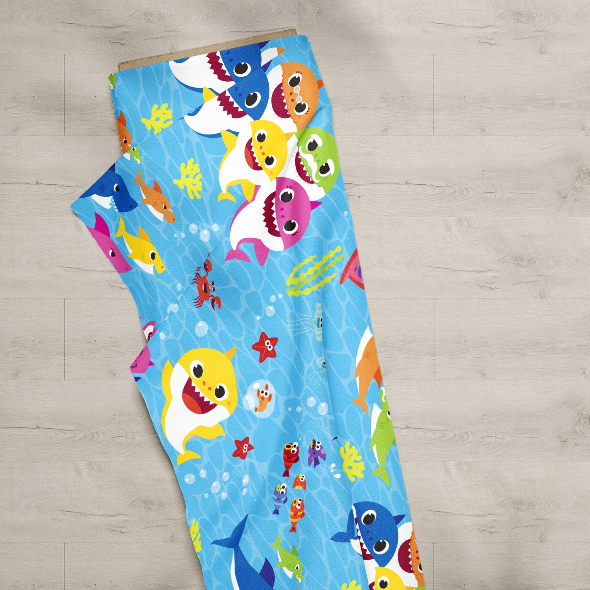 Nickelodeon 44" 100 Cotton Baby Sharks Sewing & Craft Fabric 8 yd By