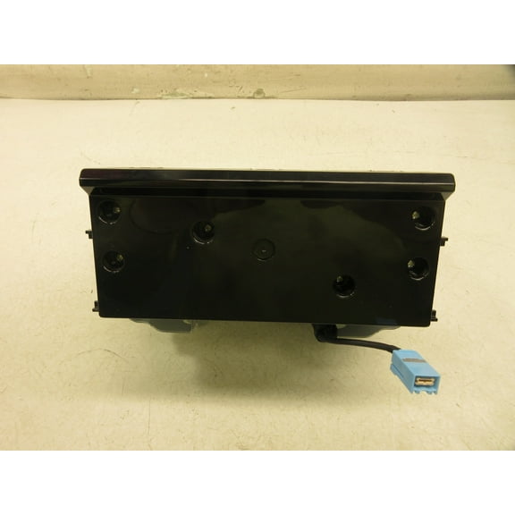 Pre-Owned 18-21 Honda CRV EX AM FM Audio Radio Player Receiver OEM LKQ - Verify Specific Vehicle Fitment In Description - (Good)