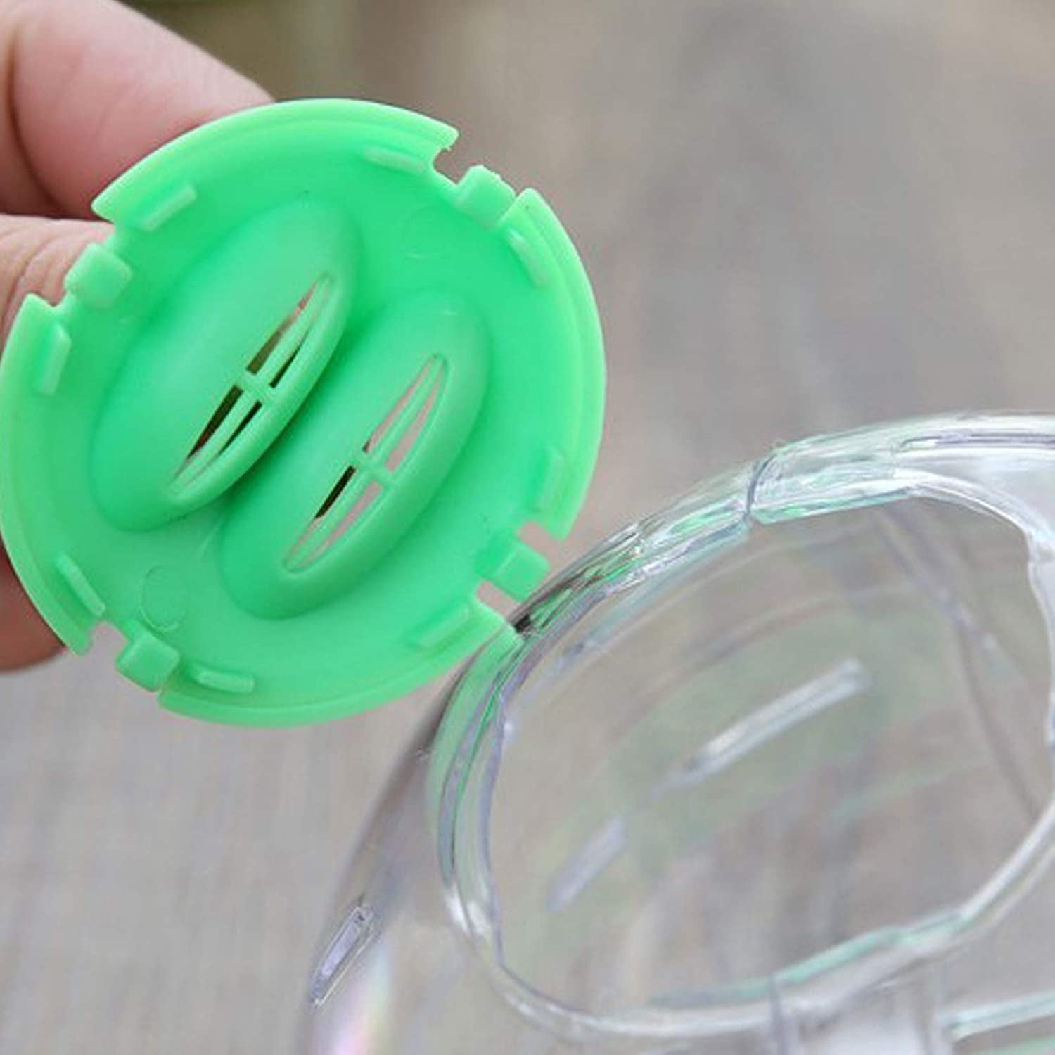 Hamster Ball，Exercise Plastic Ball Gerbil Toy Hamster Exercise Ball for Small Animal Transparent Pet Travel Ball are very suitable for Gerbils Hamsters
