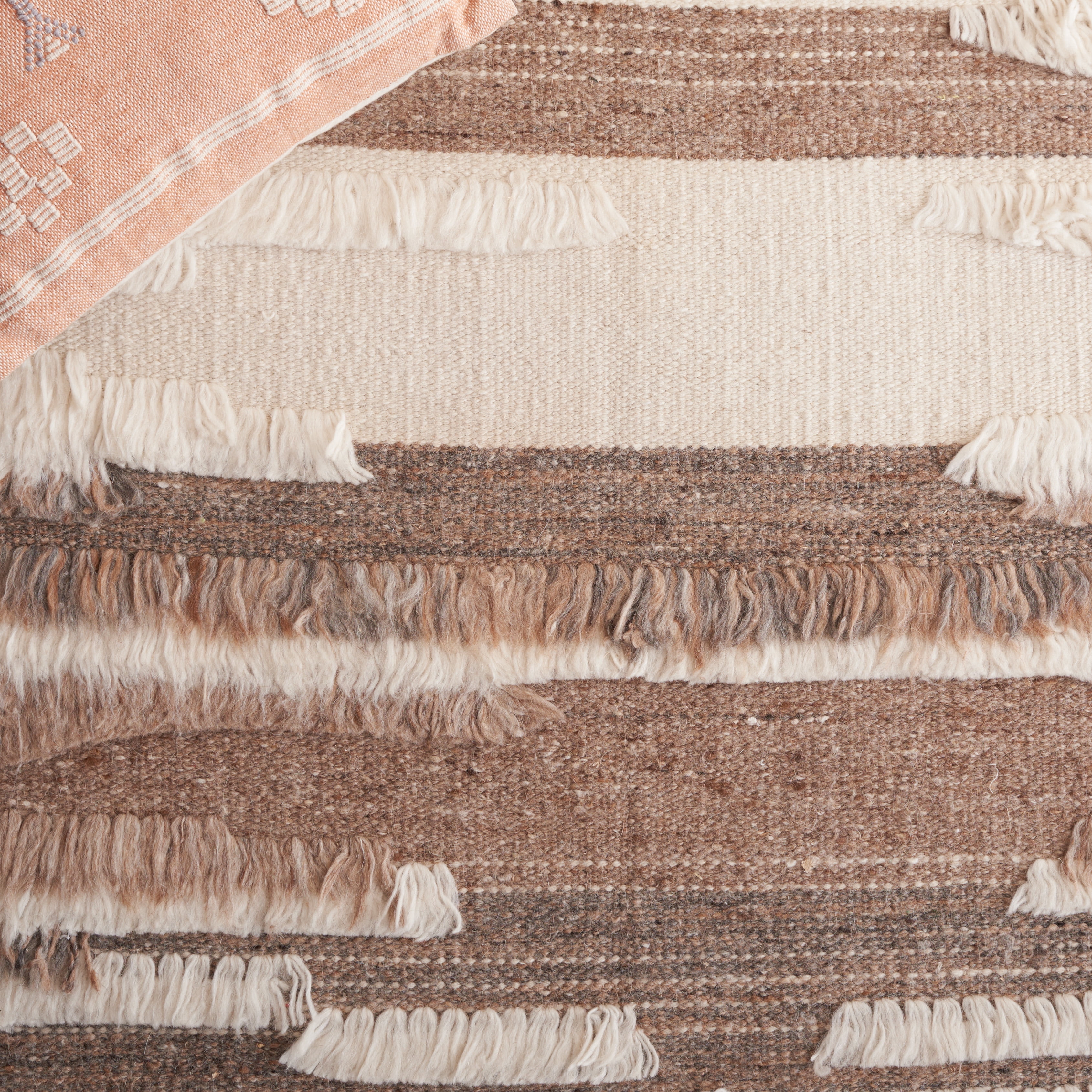 SAFAVIEH Kenya Alana Geometric Area Rug, Ivory/Brown, 5' x 8'