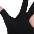 thumbnail image 4 of 1Pc Spandex Pro Player Snooker Billiard Cue Guante Mano izquierda / derecha Tres dedos Negro / Azul / Rojo Macarena Snooker Guante, 4 of 8