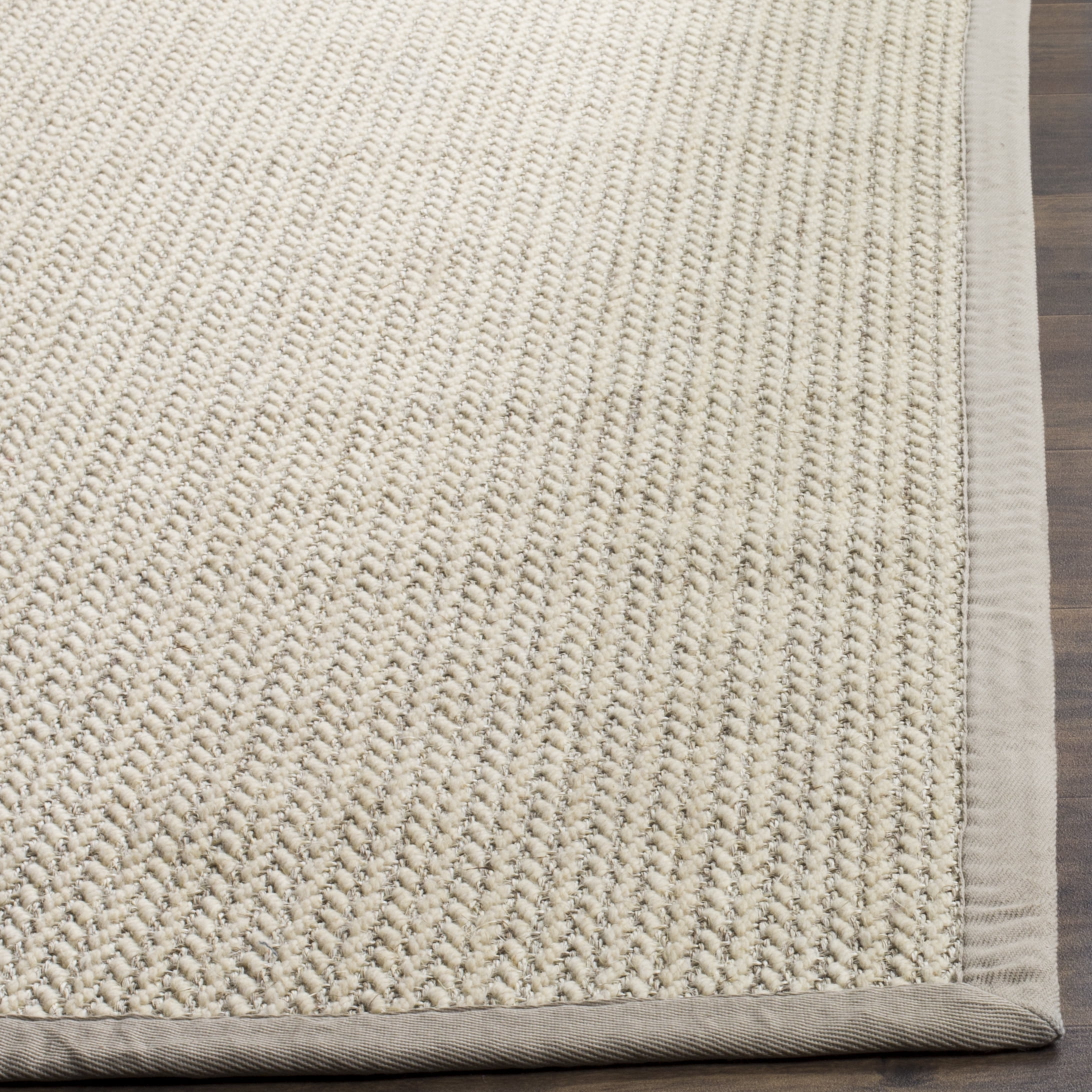 SAFAVIEH Natural Fiber Rosheen Bordered Area Rug, Light Grey, 5' x 8'