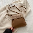 thumbnail image 1 of Nuevo bolso de cubo peludo de gran capacidad de invierno, bolso de mensajero versátil de estilo coreano 2025, bolso casual de celebridad en línea popular de este año, 1 of 5