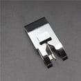 thumbnail image 4 of Prensatelas Para Máquina De Coser Con Guía Ajustable, 3 Piezas, Pie De Retazos Para Acolchado De 1/4 Pulgadas Y Puntada En Pie De Zanja Vogacara HA023413-00, 4 of 7
