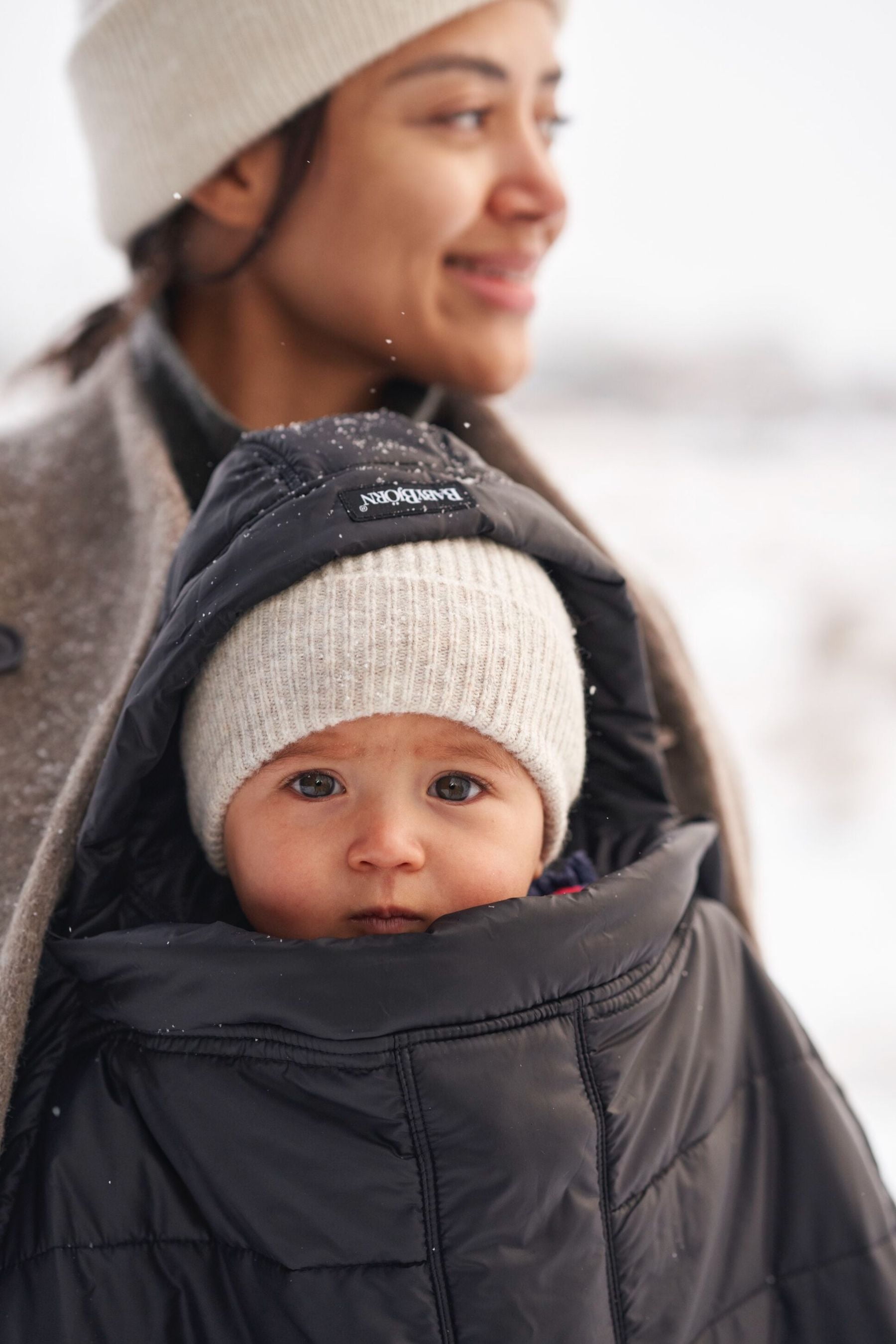 BabyBjorn Winter Cover for Baby Carrier, Black