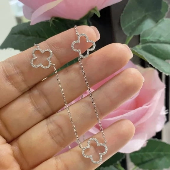 2Ct Round Cut Simulated Diamond Women Flower Necklace 14K White Gold Plated 925 Silver