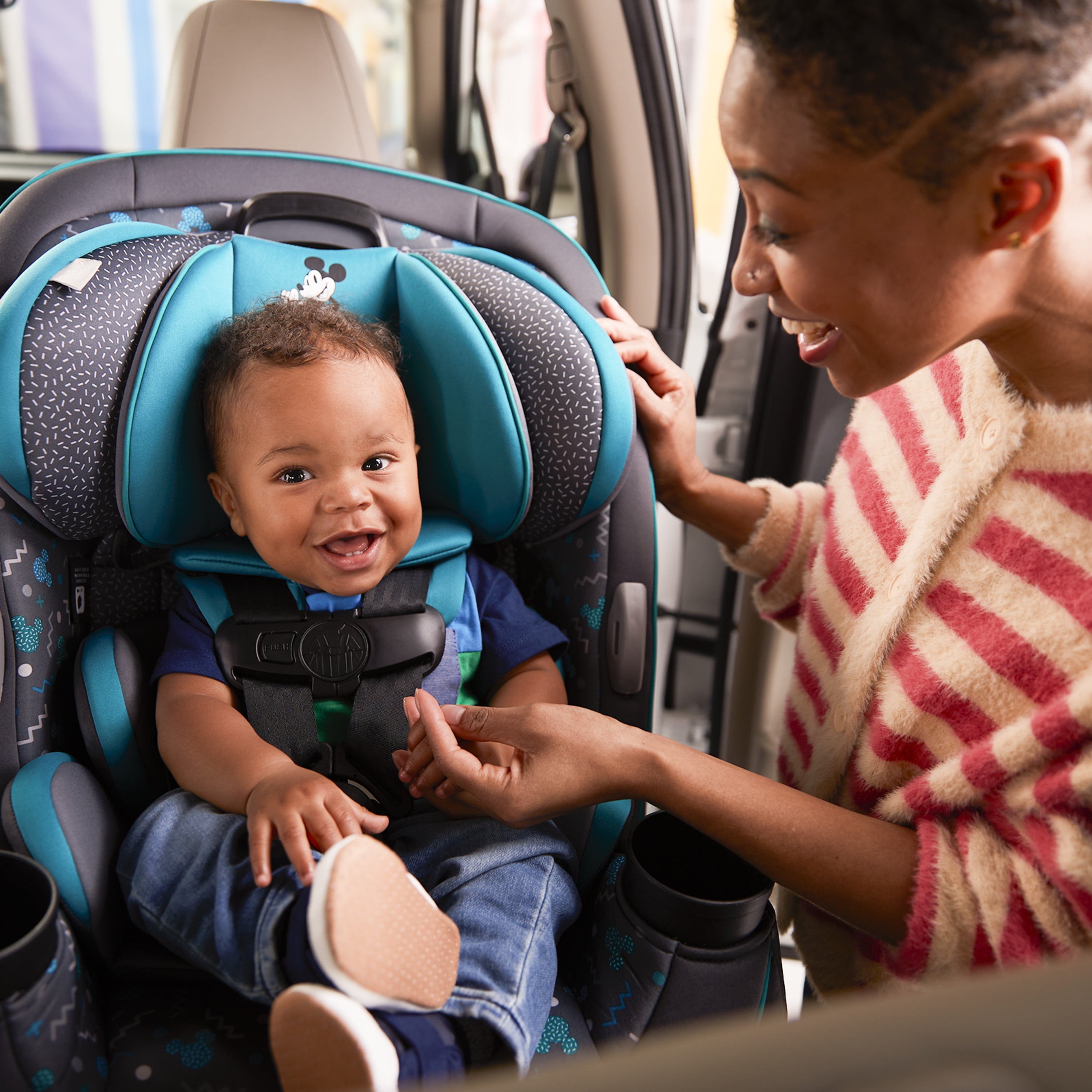 Disney Baby Grow and Go All-in-One Convertible Car Seat, Mickey Sprinkle, Infant & Toddler, Unisex