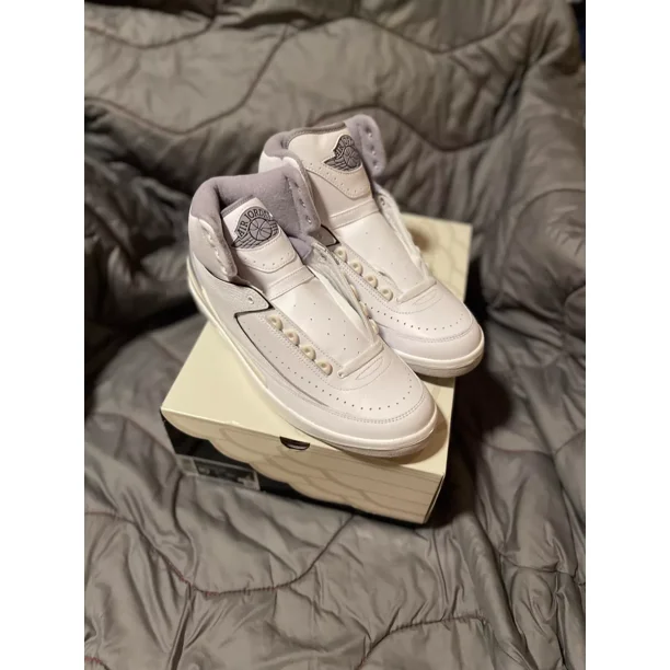 Ni - ke Ni - ke Air Jordan 2 Retro Cement Grey Basketball Sneakers DR8884-100 Men's Size 10