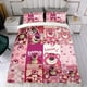 thumbnail image 4 of Oso de Fresa Lotso Conjunto de sábanas temático, trío de piezas, cómodo y amigable con la piel, diseño único, regalo de decoración para el hogar para familiares, amigos y fans,140cm *210cm, 4 of 6