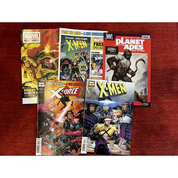 Marvel Must Haves 7 Books Plus 4 BONUS Comic Books