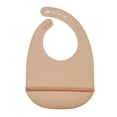 thumbnail image 2 of Babero de silicona ajustable para alimentación de bebés con bolsillo para protegerlos. Rosado, 2 of 9