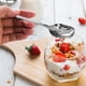 thumbnail image 5 of Cuchara de acero inoxidable con mango largo para niños con agarre cómodo para facilitar la alimentación, utensilio para sopas y cereales Aestivo | Plateado | AESTIVO, 5 of 7