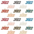 thumbnail image 2 of 1 caja de 50 unidades de dijes de graduación de 5 estilos diferentes (2023), dijes a granel, dijes de diploma, colgantes planos redondos de aleación., 2 of 8