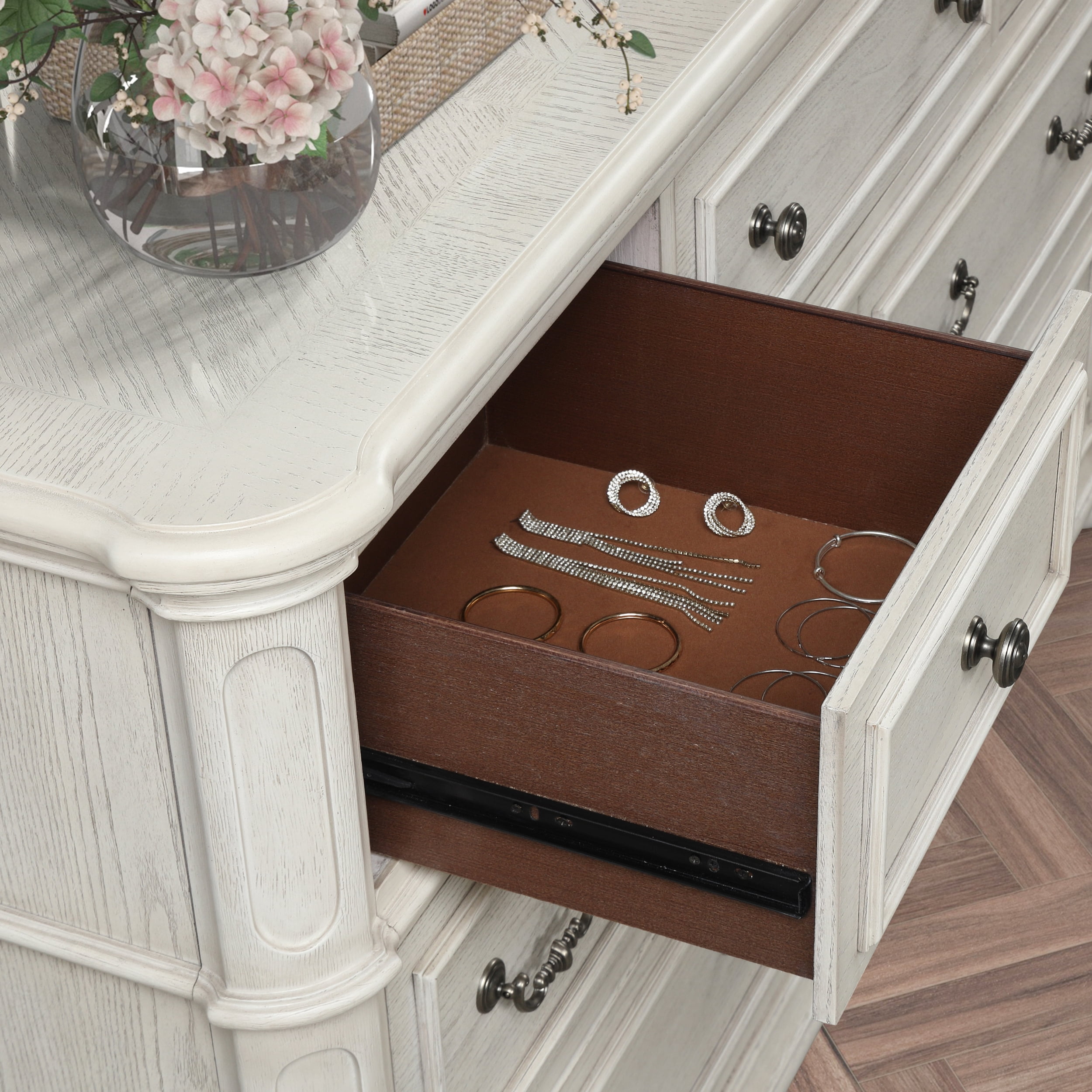 Roundhill Furniture Nelson 7-Drawer Bedroom Dresser, Antique White