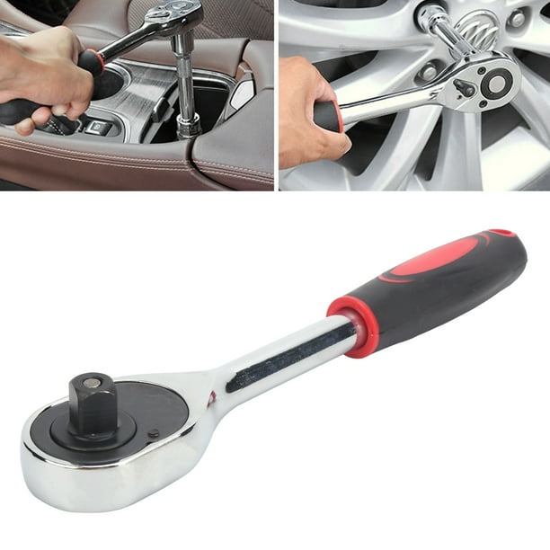 Socket wrench ratchet handle outlet