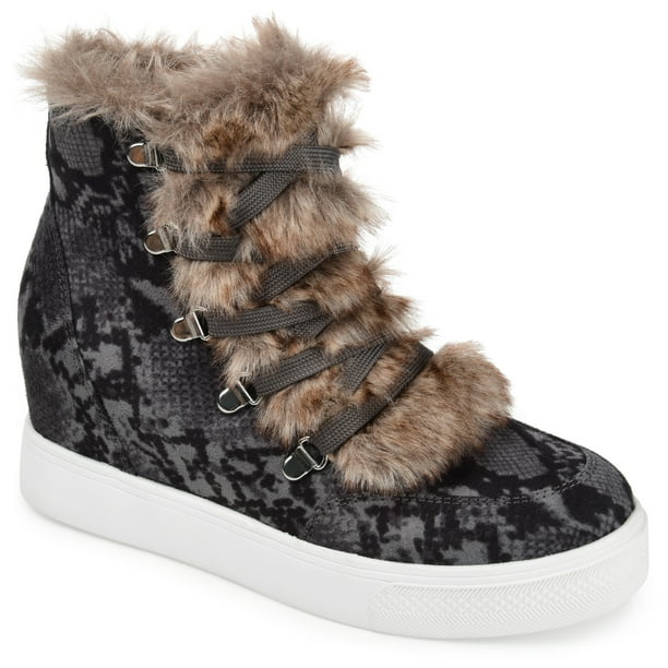 journie lace up bootie