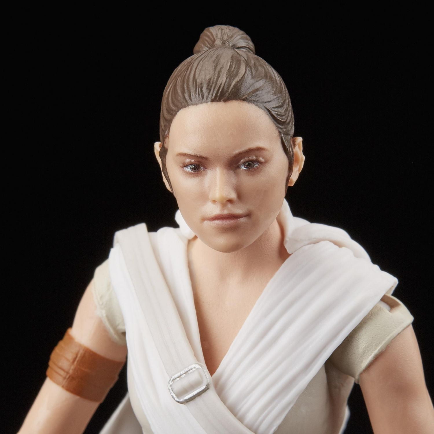 Star Wars The Black Series Rey and D-O Toys 6-inch Scale Star Wars: The Rise of Skywalker Collectible Action Figures