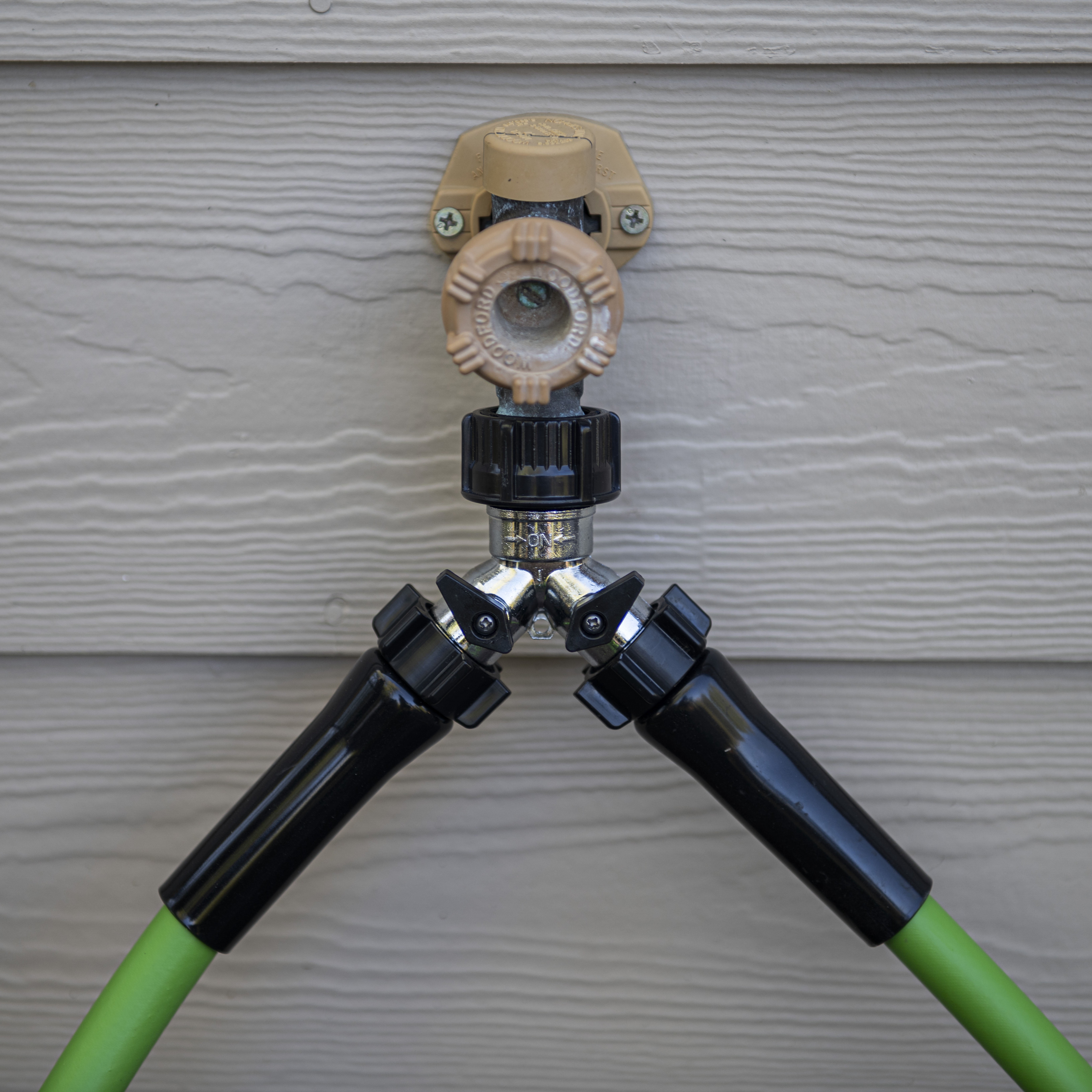 (2 pack) Expert Gardener Metal 2-Way Y Hose Shut-off Connector