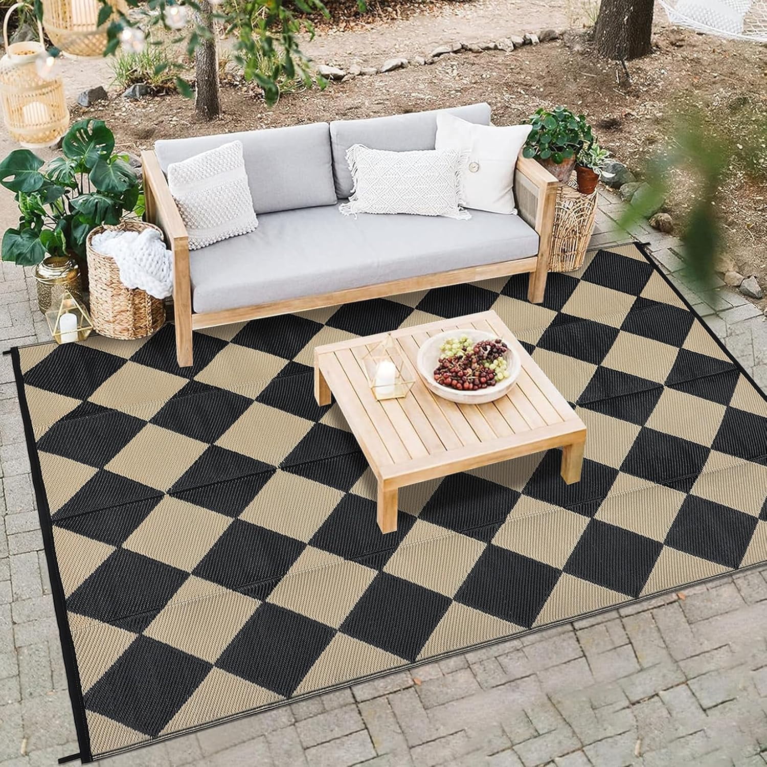 Danolapsi 8x10 Outdoor Rug Waterproof Reversible Outdoor Plastic Straw Rug with 4 Stakes & Portable Bag Boho Patio Rugs Carpet RV Mat Easy to Clean Checkered Floor Carpet for Patio Camp Balcony Deck