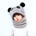 thumbnail image 1 of Gorro y bufanda de invierno NQ 2 en 1 para niños gris, 1 of 4