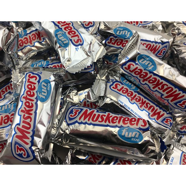 3 Musketeers Chocolate Fun Size Candy Bars Share Size Bulk Pack Pack Of 2 Pounds Walmart Com Walmart Com