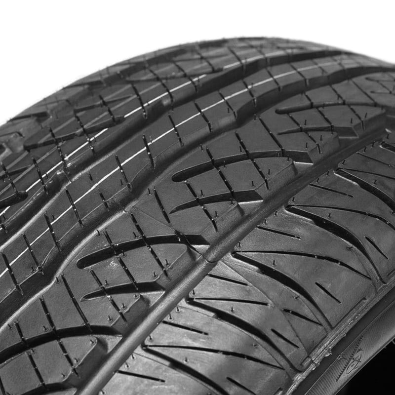Dunlop SP Sport 5000 225/45R17 91 V Tire Fits: 2017-19 Chevrolet Cruze  Diesel