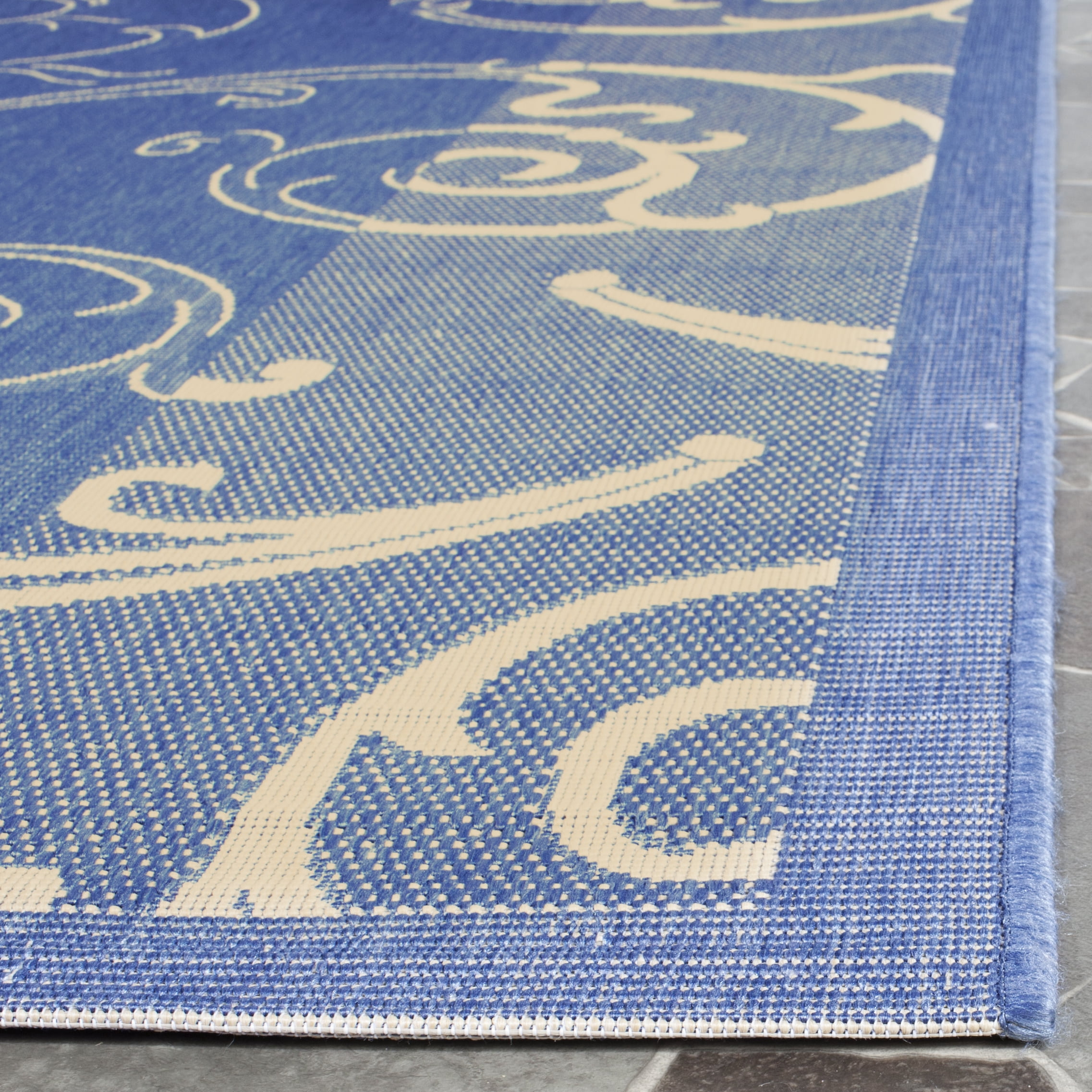 Safavieh Courtyard Daniel Oriental Indoor/Outdoor Runner Rug, Blue/Natural, 2'3" x 10'
