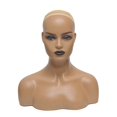thumbnail image 2 of Soporte de exhibición de maniquí,Cabeza de maniquí femenina con maniquí de hombro,Modelo de exhibición de peluca de maniquí con cabeza de peluca con maquillaje,Titular de la peluca de los, 2 of 8