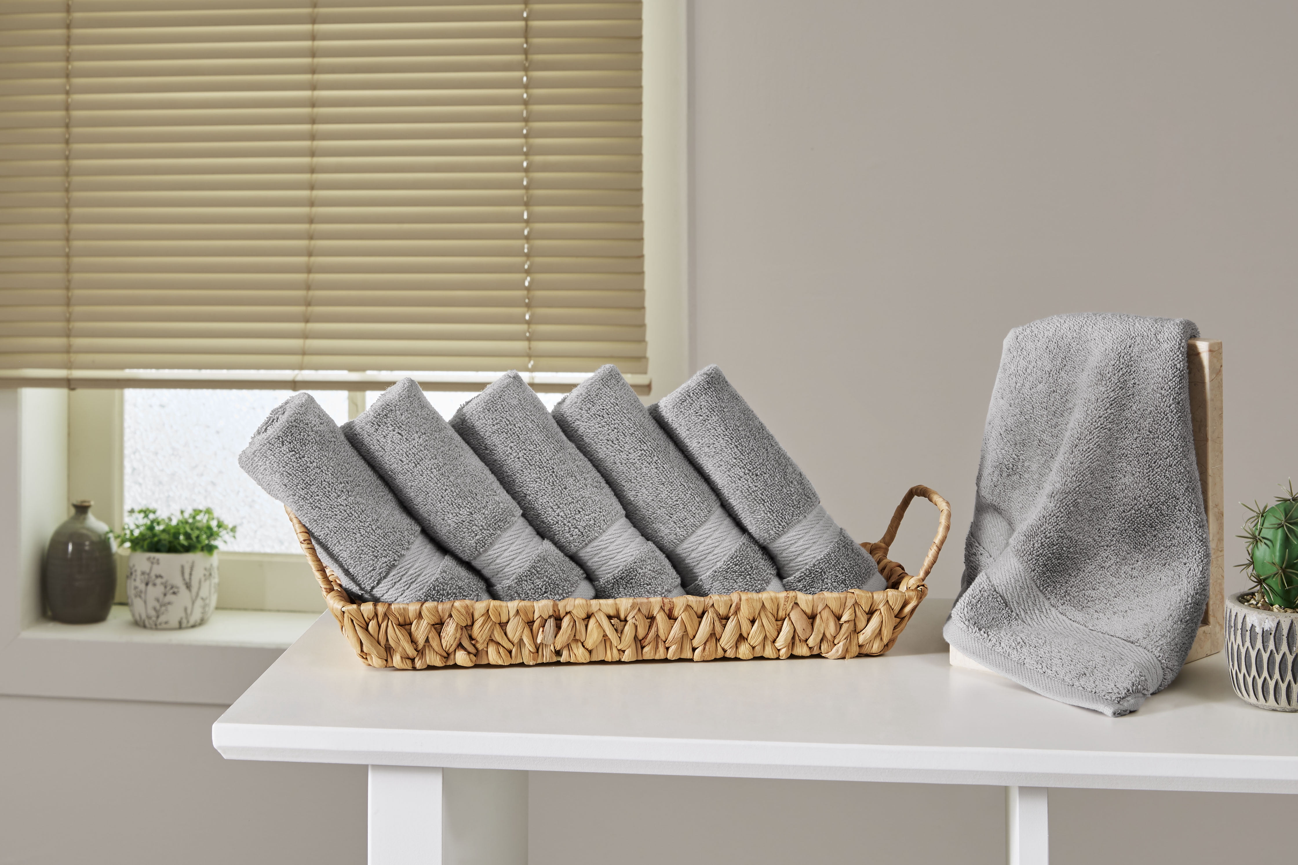 Ozdilek 6-Piece Washcloth Set 13x13 Bath Towels 100% Turkish Cotton, 600 GSM, Soft, Gentle on Sensitive Skin, Multi-Purpose Use, Washable, Reusable, Ideal for Baby Care & Spa 6 Towels (Light Grey)