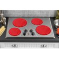 thumbnail image 3 of Tapis de Brûleur de Cuisine en Silicone Antidérapants - Ensemble de 4, Protecteurs Rouges 26cm & 30cm, Assurant Efficacité et Style de Cuisine, 3 of 3