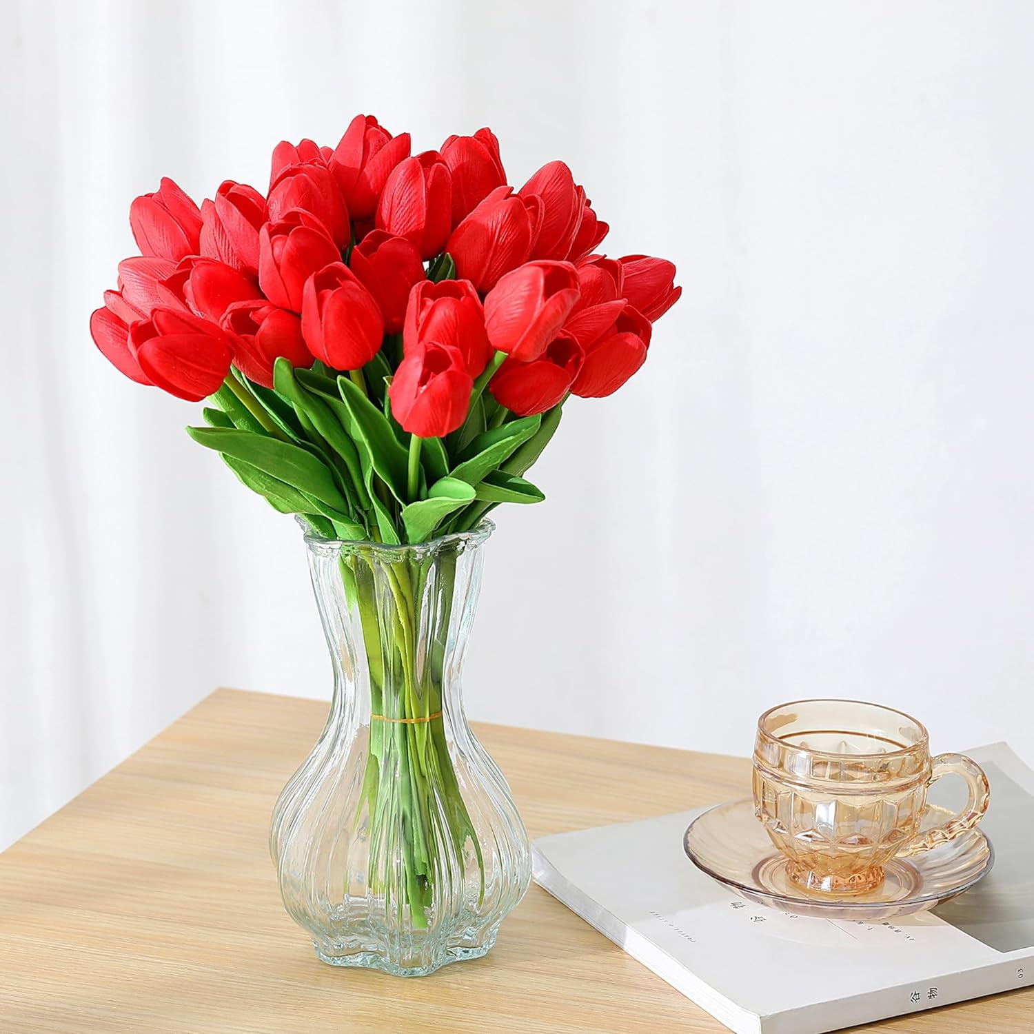 Red Fake Tulips Artificial Flowers Real Touch Red " Silk Flower for Home Kitchen Decor Mother's Day Spring Easter Wedding Bouquet Decorations Office Floral Arrangements