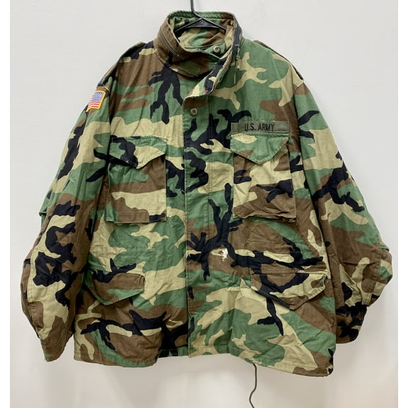 USGI COAT COLD WEATHER FIELD WOODLAND CAMO M-65 JACKET - X-LARGE REGULAR.