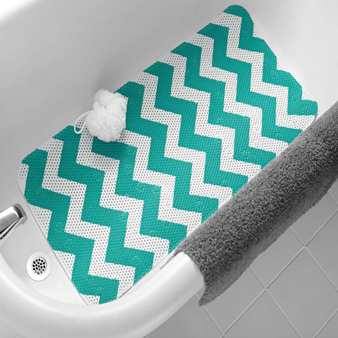 Mainstays Softex Designer Chevron Cushion Bath Mat, 1 Each