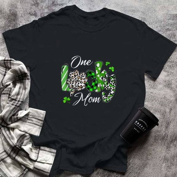 One Lucky Mom Leopard Plaid Matching Pajamas Patrick Day, Small, Black