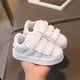 thumbnail image 1 of Guantes de juego para controlador de juegos móvil, material de fibra nano-plata con dedo táctil, guantes de pantalla táctil sin costuras, transpirables y antisudor de alta sensibilidad para juegos de, 1 of 5