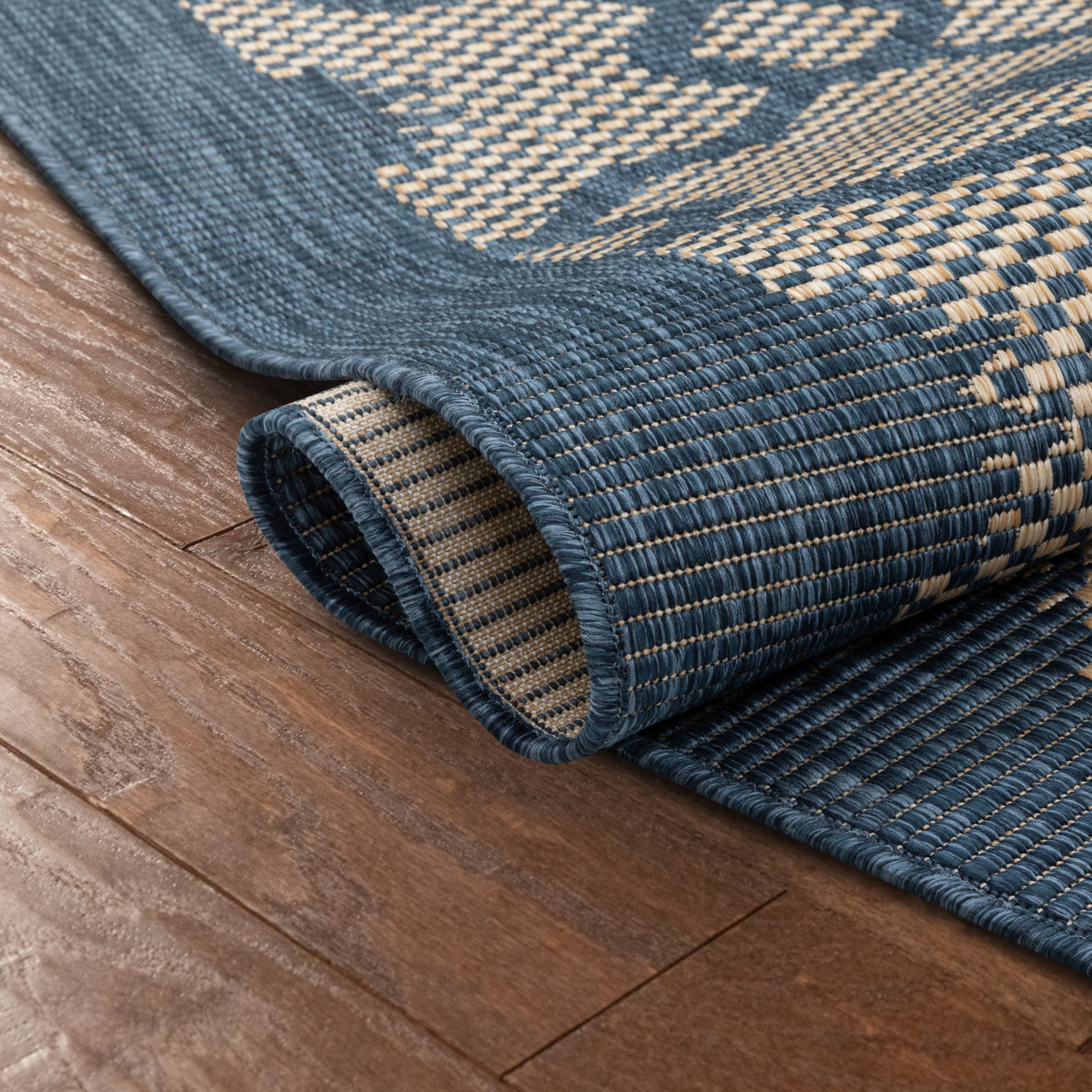 Well Woven Medusa Sol Lattice Trellis Blue 7'10" x 9'10" Indoor/Outdoor Flat-Weave Area Rug