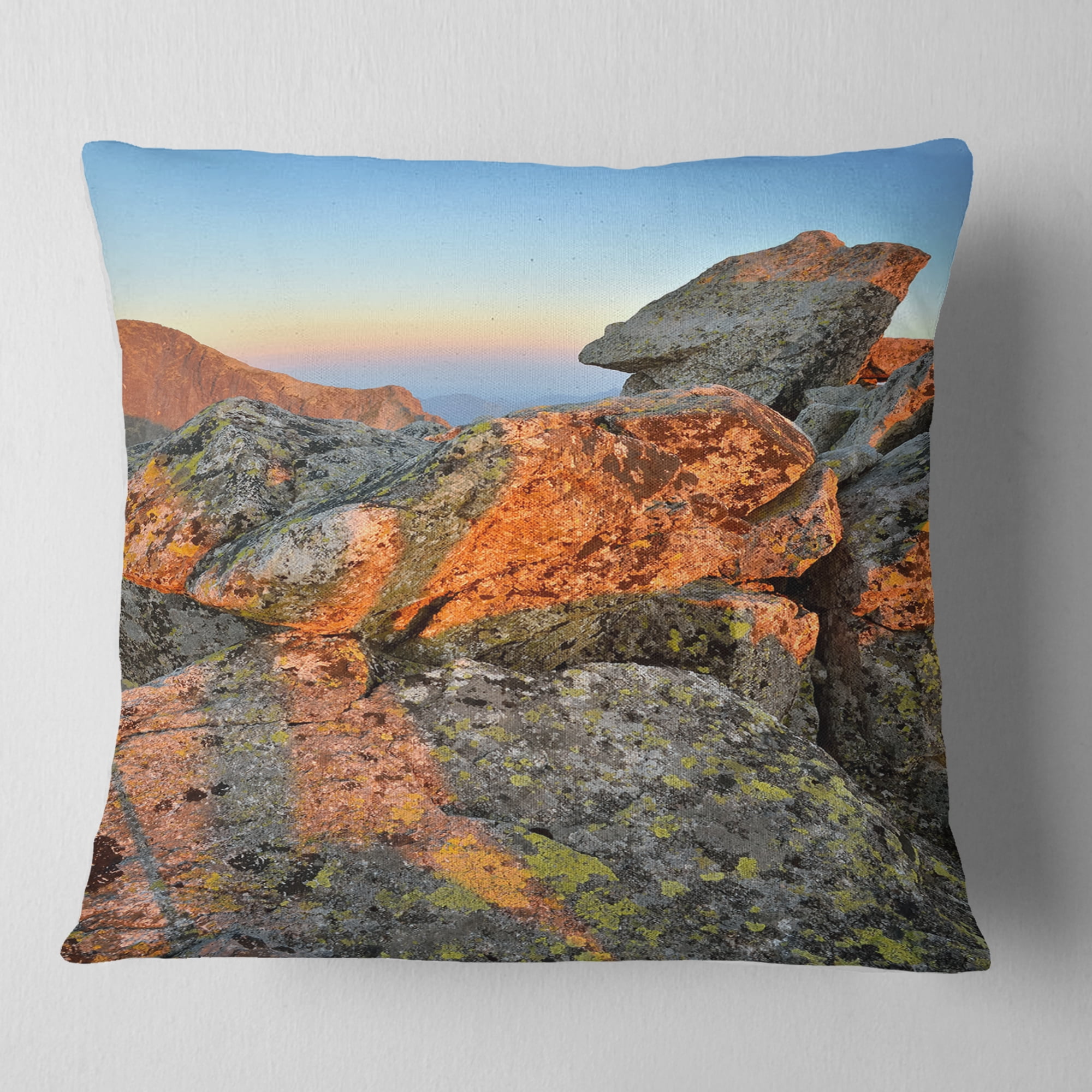 Designart Tatra Mountains Peak - Landscape Photography Throw Pillow - 18x18
