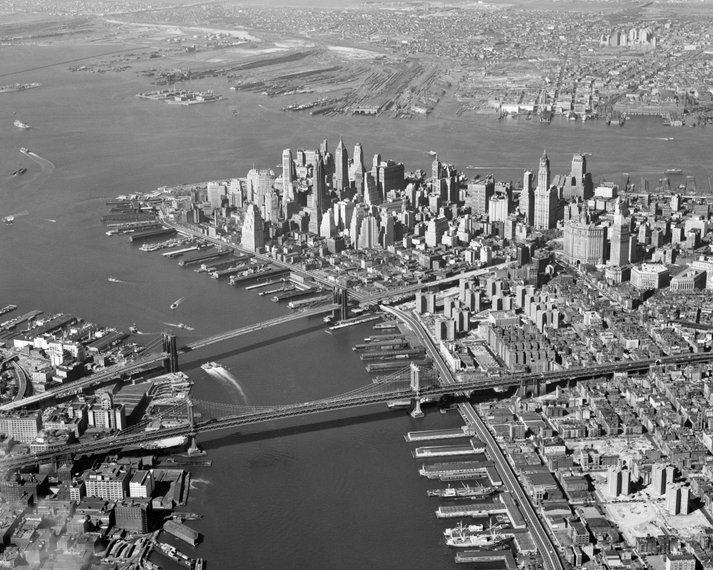 1950s Aerial Of Downtown Manhattan East And Hudson Rivers Meet In