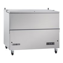 Maxx Cold Food Service 12 Crate Beverage Cooler with 4" Casters, Stainless Steel