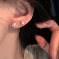thumbnail image 3 of Pendientes de plata S925 con forma de estrella y aguja de circonita para mujer, pequeños pendientes para dormir libres, con orificios para las orejas que se elevan con sentido avanzado, 3 of 4