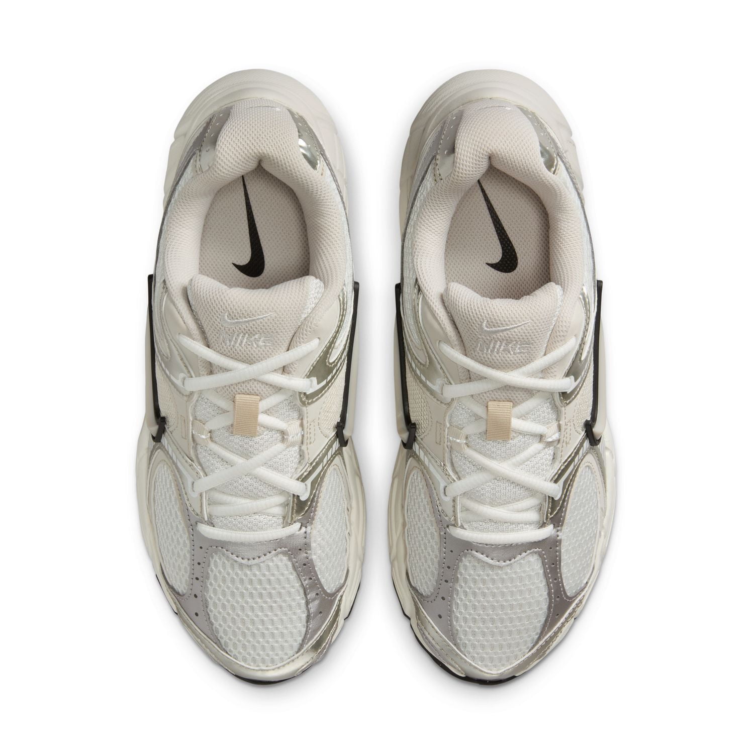 Women's Nike V5 RNR Summit White/Smoke Grey (HQ7901 103) - 10