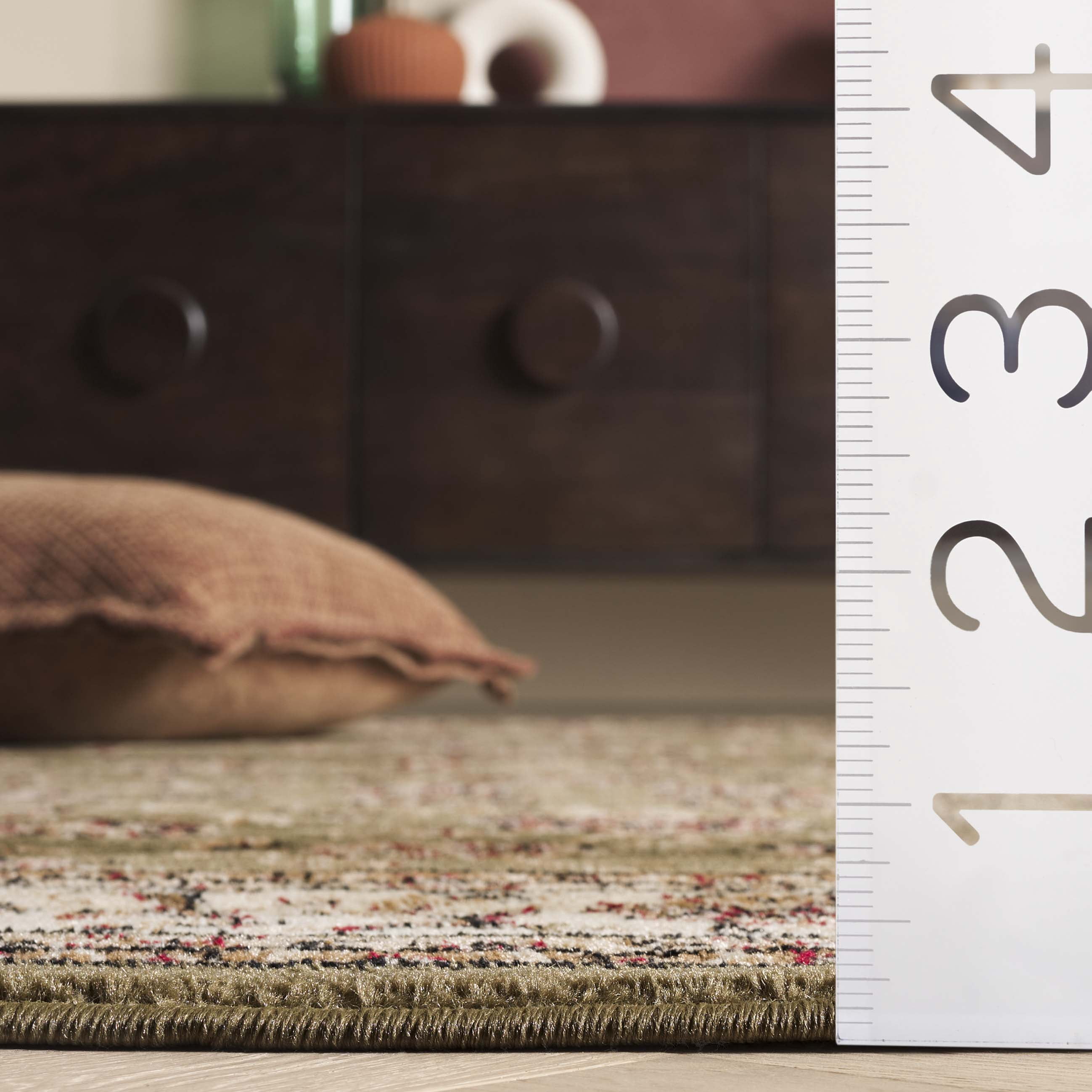 Safavieh Lyndhurst Priscilla Floral Area Rug, Sage/Ivory, 8' x 8' Square