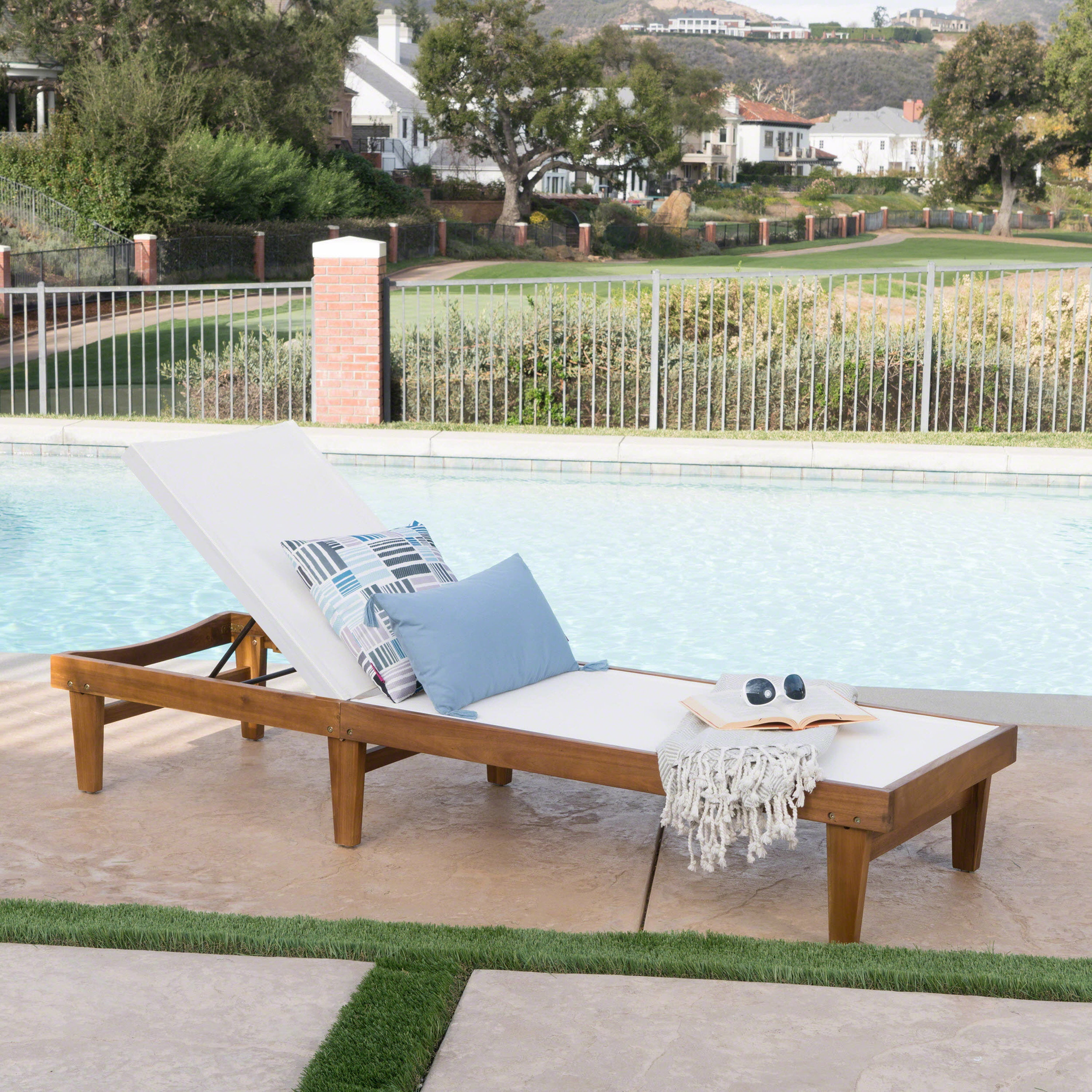 Outdoor Acacia Wood Frame Mesh Chaise Lounge, Poolside Rest Recliner with White Mesh Surface