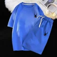 thumbnail image 5 of Conjunto de dos piezas de camiseta y pantalones cortos de manga corta con estampado de lujo de marca para hombre, traje informal para correr con estampado de gofres, ropa de entrenamiento de verano M-, 5 of 5