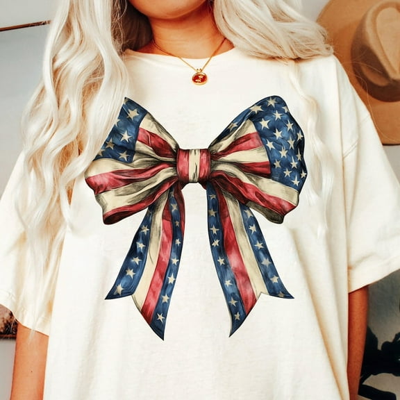 Retro America Coquette Bow T-Shirt – Land of the Free Girly Doodle Tee for 4th of July and Memorial Day