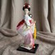 thumbnail image 1 of Muñeca japonesa de geisha con kimono Figura de geisha de 23 cm (9 pulgadas) Figuras en miniatura Adorno de mesa Muñeca asiática de kimono para vitrina Estilo A, 1 of 8